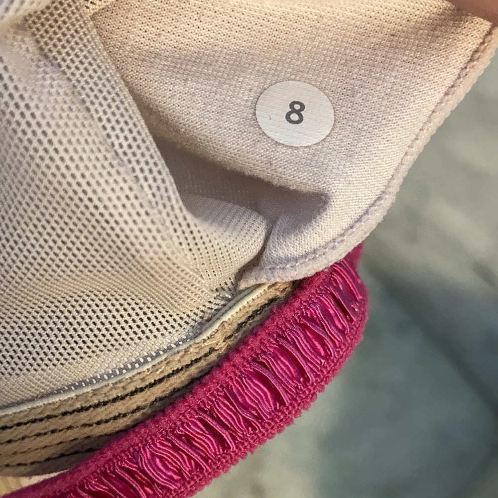 Fabulous Never Worn Lululemon Athletica Magenta 8! - Picture 9 of 9